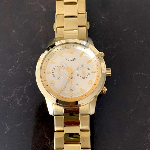 Ladies GUESS gold watch - Picture 3 of 6